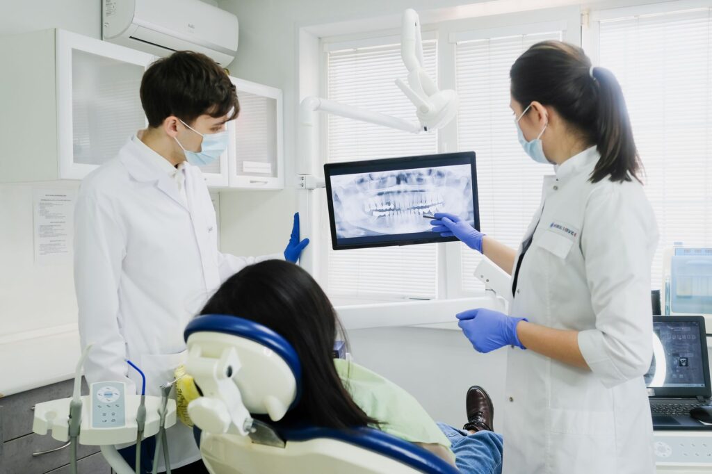 Dental School Personal Statement Examples (With Analysis)