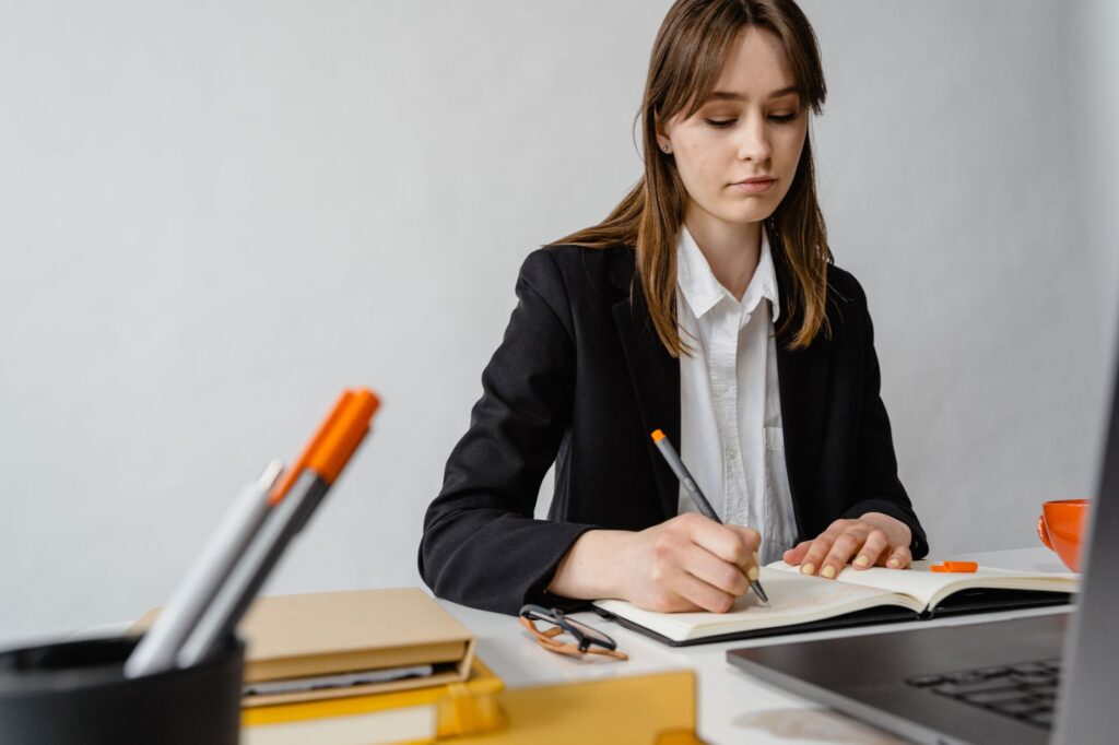 MBA Admission Essay Examples That Worked (With Analysis)