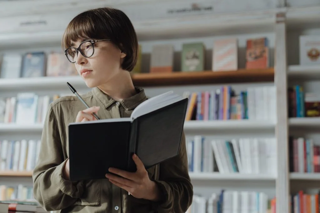 Graduate School Personal Statement Examples (And How They Differ From an SOP)